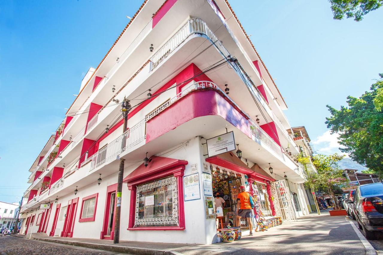 Suites Plaza Del Rio - Family Hotel Malecon Centro Puerto Vallarta Exterior photo