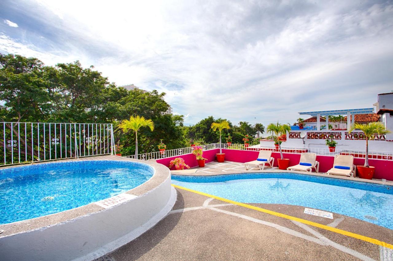 Suites Plaza Del Rio - Family Hotel Malecon Centro Puerto Vallarta Exterior photo